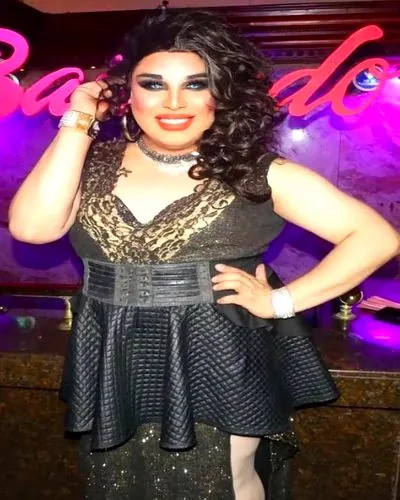 Nayyib Reina — Animadora y Transformista Club de Princesas Santiago
